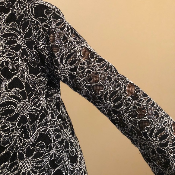 🔥Women’s Top - Picture 2 of 7